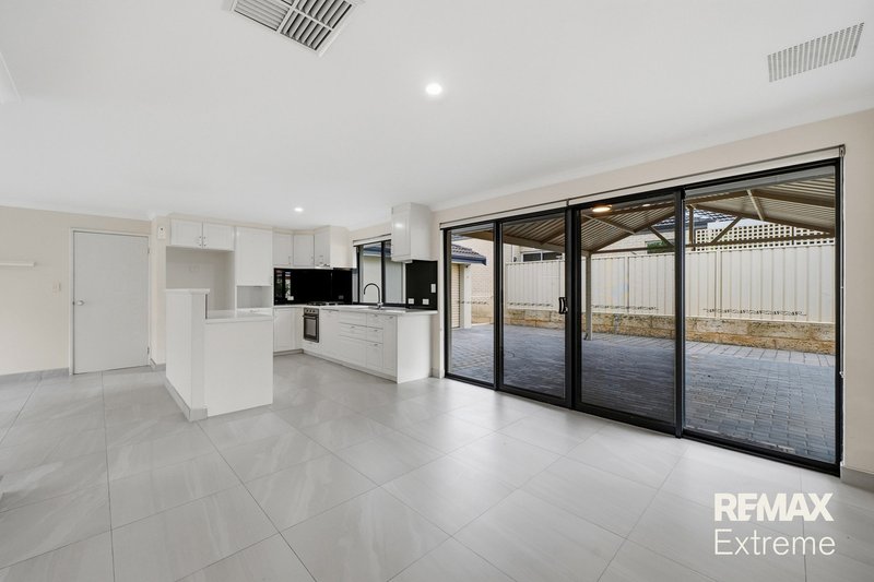 Photo - 18 Zeppelin Way, Tapping WA 6065 - Image 13