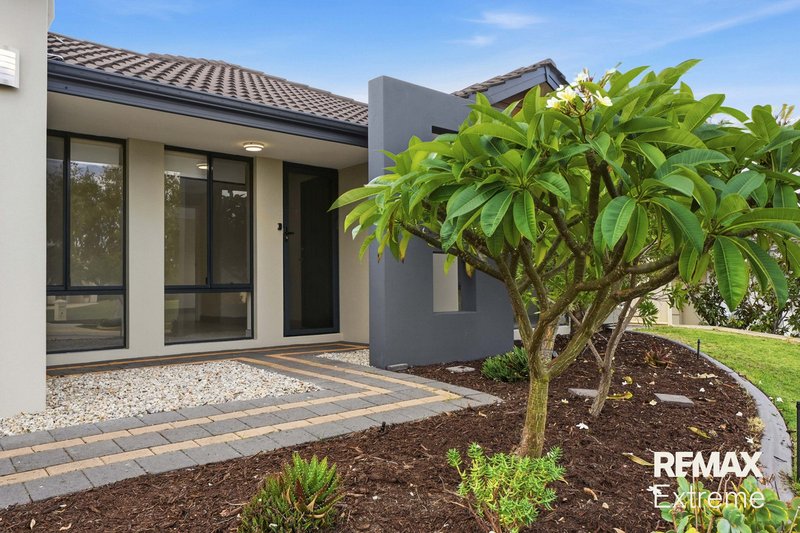 Photo - 18 Zeppelin Way, Tapping WA 6065 - Image 34