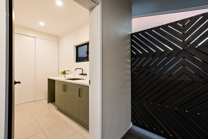Photo - 180-182 Woodward Street, Edge Hill QLD 4870 - Image 13