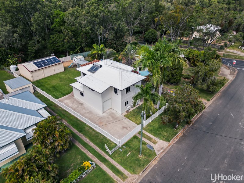 Photo - 180 Craig Street, Berserker QLD 4701 - Image 2