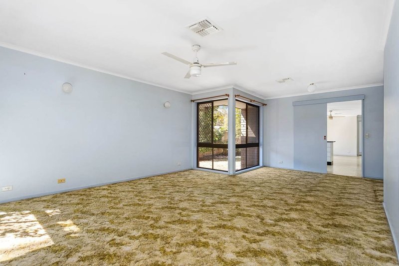 Photo - 180 Englefield Road, Oxley QLD 4075 - Image 6