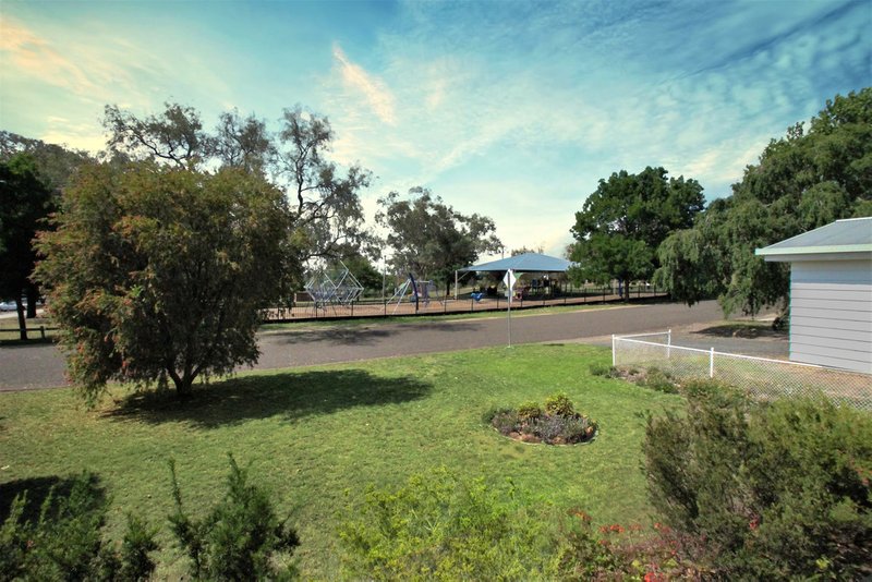 Photo - 180 Hawker Street, Quirindi NSW 2343 - Image 12