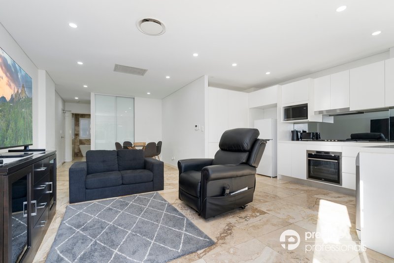 Photo - 1/80 Lucas Avenue, Moorebank NSW 2170 - Image 5