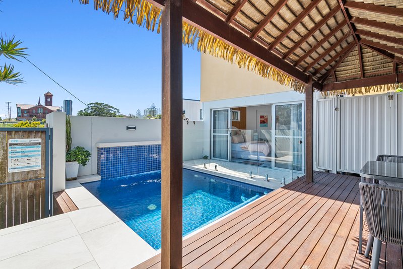 Photo - 1/80 Mclean Street, Coolangatta QLD 4225 - Image 8