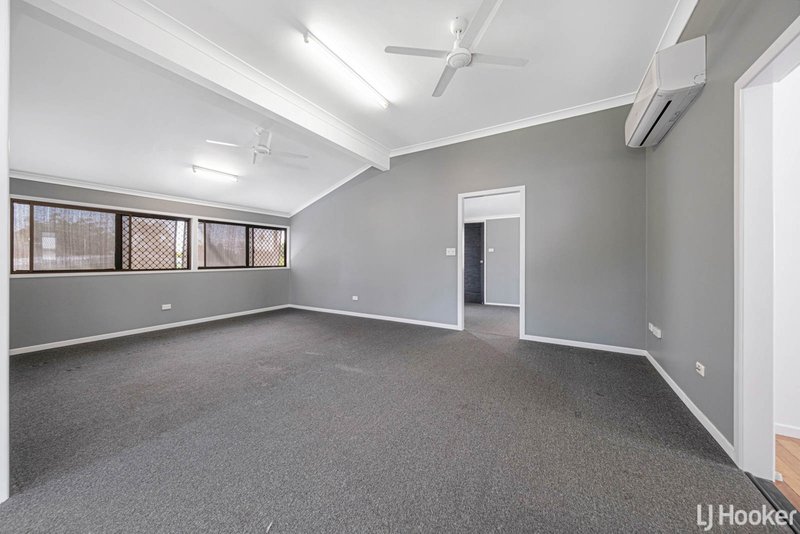 Photo - 180 Richardson Road, Park Avenue QLD 4701 - Image 6