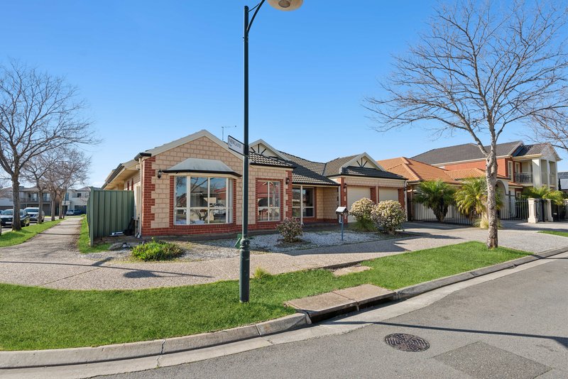 Photo - 180 Sanctuary Drive, Mawson Lakes SA 5095 - Image 2