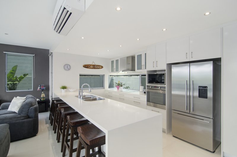 Photo - 1/80 Stapylton Street, Coolangatta QLD 4225 - Image 3