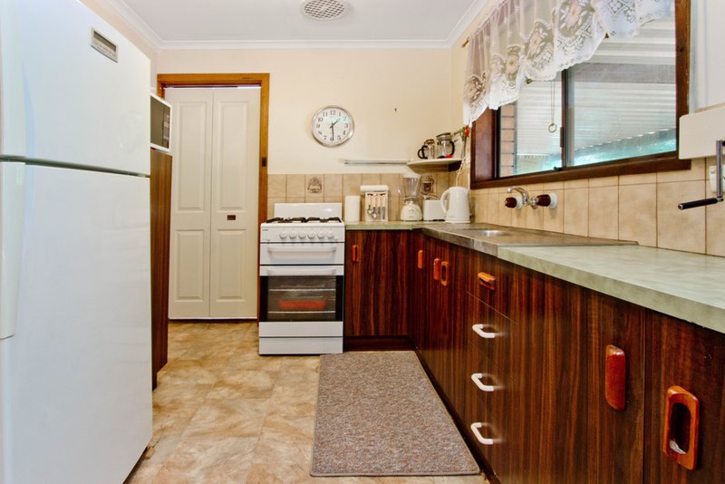 Photo - 180 States Road, Morphett Vale SA 5162 - Image 3