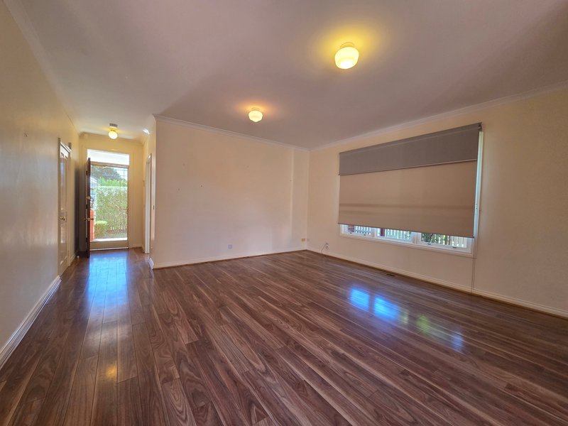 Photo - 1/80 Truganini Road, Carnegie VIC 3163 - Image 4