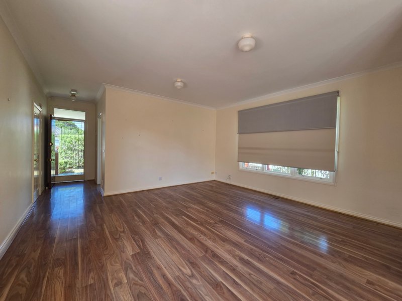 Photo - 1/80 Truganini Road, Carnegie VIC 3163 - Image 5