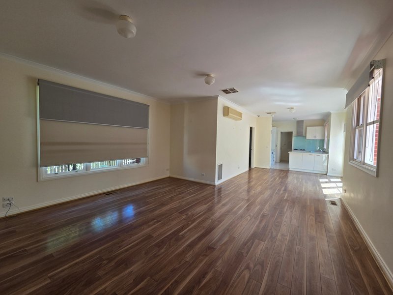 Photo - 1/80 Truganini Road, Carnegie VIC 3163 - Image 7