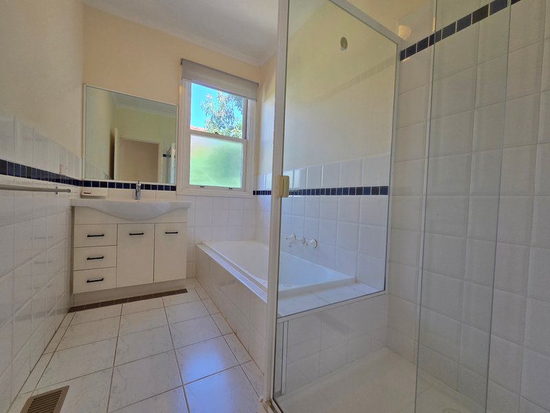 Photo - 1/80 Truganini Road, Carnegie VIC 3163 - Image 12