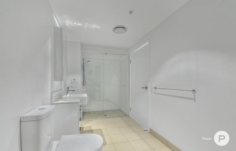 Photo - 1801/348 Water Street, Fortitude Valley QLD 4006 - Image 6