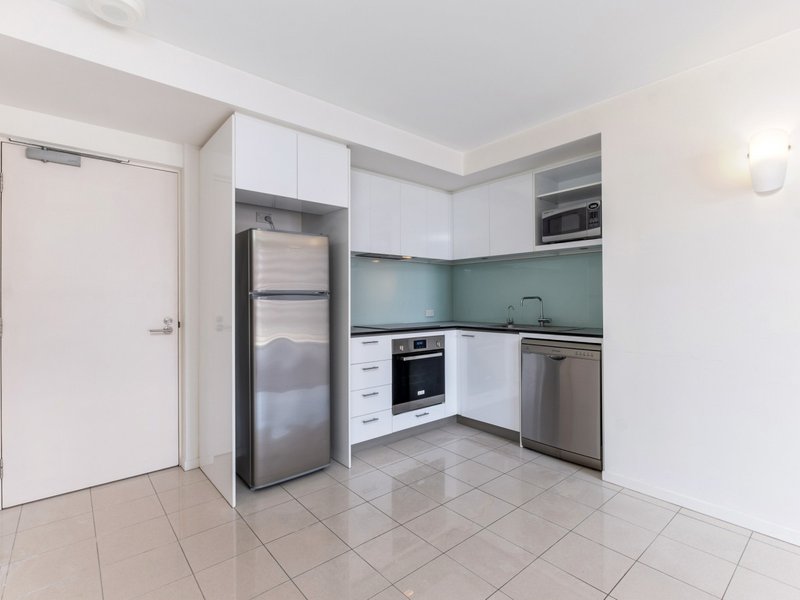 Photo - 180/143 Adelaide Terrace, East Perth WA 6004 - Image 5