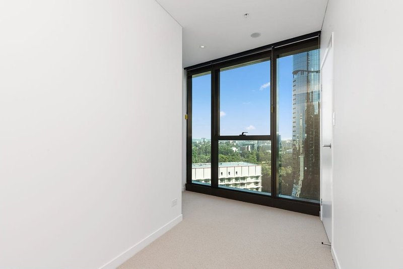 Photo - 1802/222 Margaret Street, Brisbane City QLD 4000 - Image 2