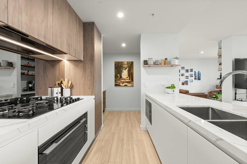 Photo - 1803/108 Donnison Street, Gosford NSW 2250 - Image 7