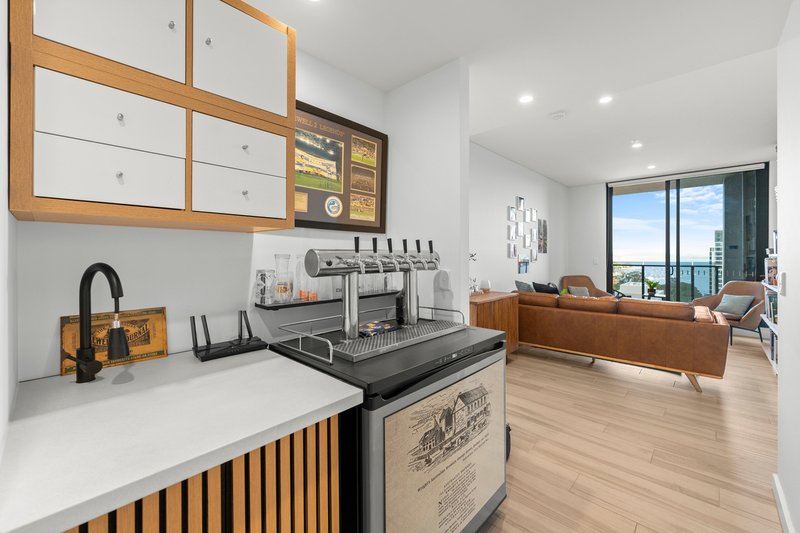 Photo - 1803/108 Donnison Street, Gosford NSW 2250 - Image 8