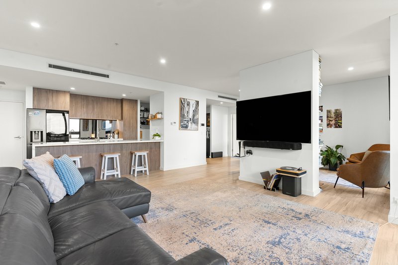 Photo - 1803/108 Donnison Street, Gosford NSW 2250 - Image 11