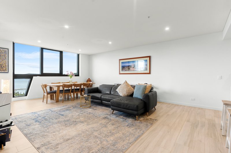 Photo - 1803/108 Donnison Street, Gosford NSW 2250 - Image 22
