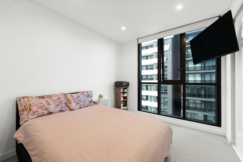 Photo - 1803/108 Donnison Street, Gosford NSW 2250 - Image 30