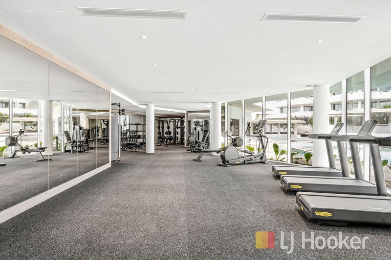 Photo - 1803/116 Laver Drive, Robina QLD 4226 - Image 6