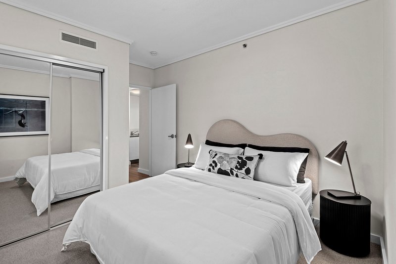 Photo - 1803/151 George Street, Brisbane City QLD 4000 - Image 14