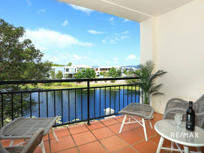 Photo - 1803/22-34 Glenside Drive, Robina QLD 4226 - Image 20