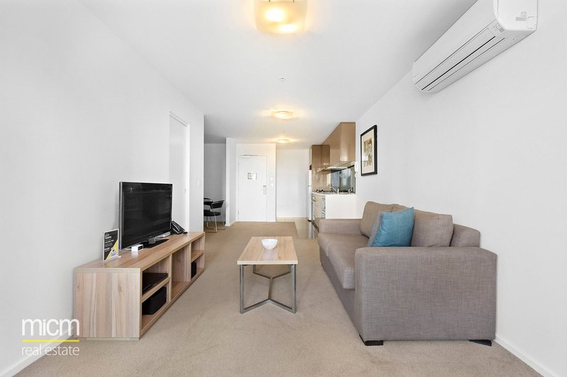 Photo - 1803/241 City Road, Southbank VIC 3006 - Image 2