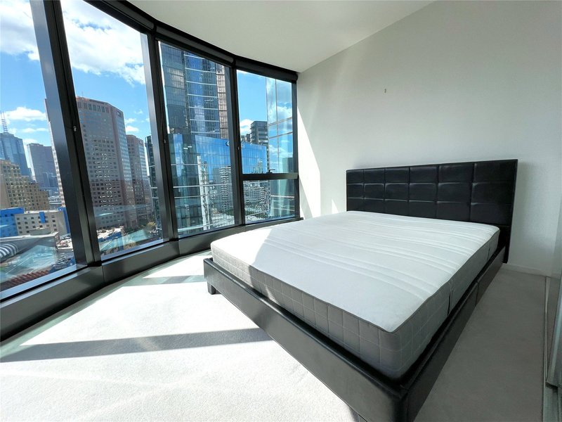 Photo - 1803/70 Southbank Boulevard, Southbank VIC 3006 - Image 1