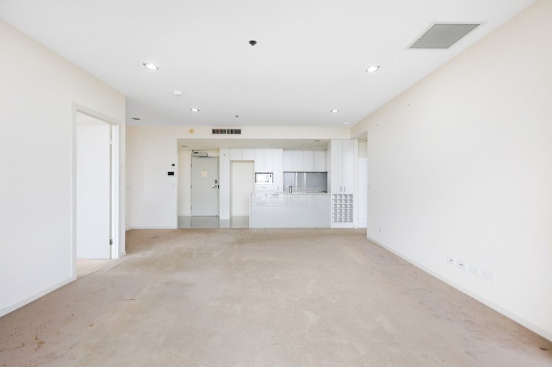 Photo - 1804/34 Scarborough Street, Southport QLD 4215 - Image 6