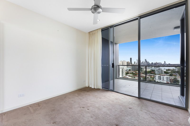 Photo - 1804/34 Scarborough Street, Southport QLD 4215 - Image 11