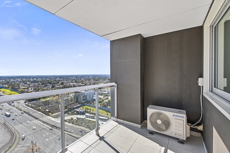 Photo - 1805/5 Second Avenue, Blacktown NSW 2148 - Image 7
