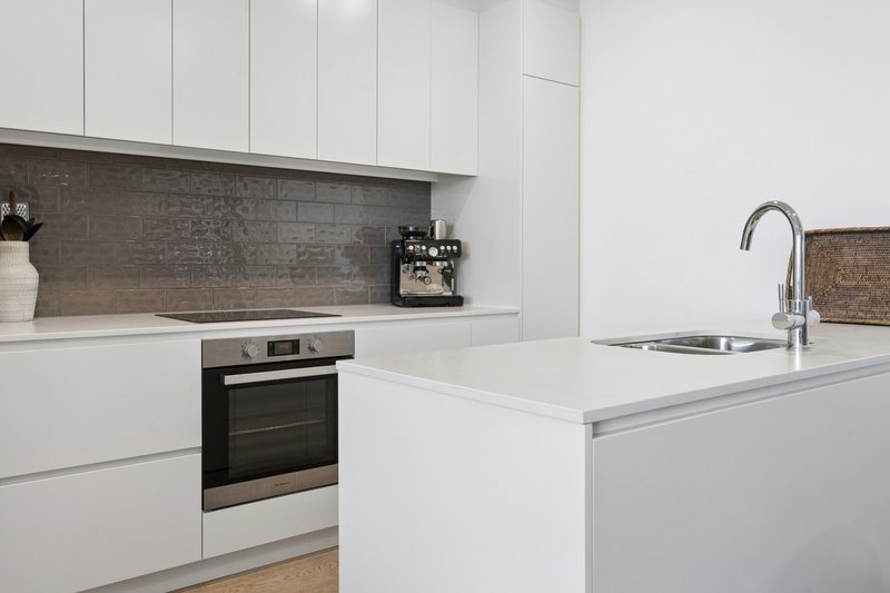 Photo - 1807/156 Wright Street, Adelaide SA 5000 - Image 5