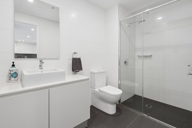 Photo - 1807/156 Wright Street, Adelaide SA 5000 - Image 9