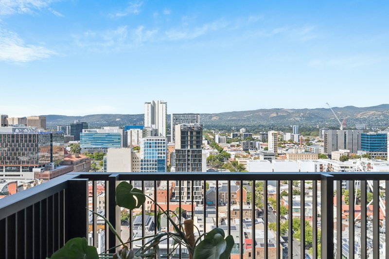 Photo - 1807/156 Wright Street, Adelaide SA 5000 - Image 10