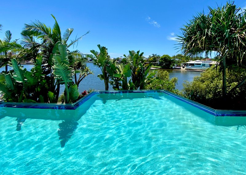 Photo - 1807/5 Harbour Side Court, Biggera Waters QLD 4216 - Image 3