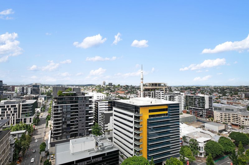 Photo - 1808/27 Cordelia Street, South Brisbane QLD 4101 - Image 9