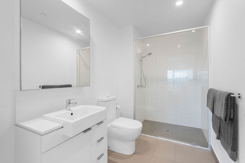 Photo - 1809/10 Trinity Street, Fortitude Valley QLD 4006 - Image 9