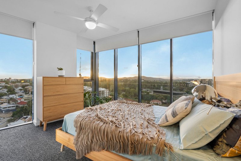 Photo - 1809/10 Trinity Street, Fortitude Valley QLD 4006 - Image 11