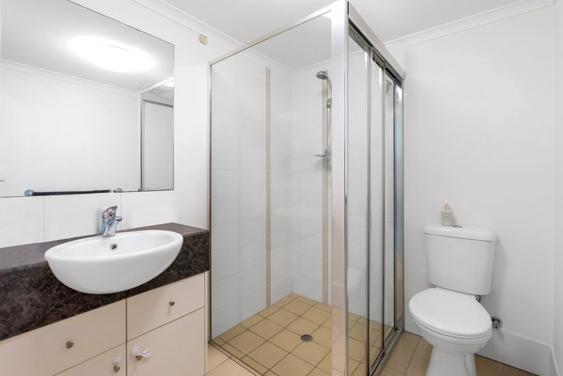 Photo - 18/1-13 Ernest Street, Redlynch QLD 4870 - Image 12