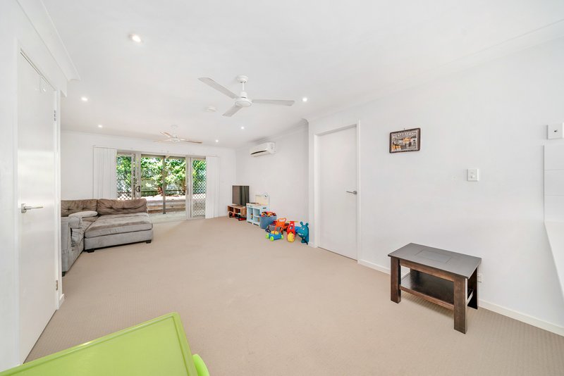 Photo - 18/1-49 Lavender Drive, Griffin QLD 4503 - Image 6