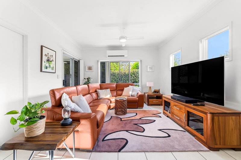 Photo - 18/1-5 Cascade Drive, Underwood QLD 4119 - Image 5
