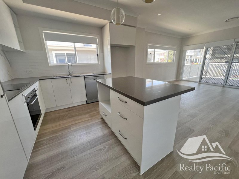 Photo - 1/81 Adelaide Street, Carina QLD 4152 - Image 2