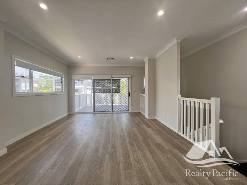 Photo - 1/81 Adelaide Street, Carina QLD 4152 - Image 3