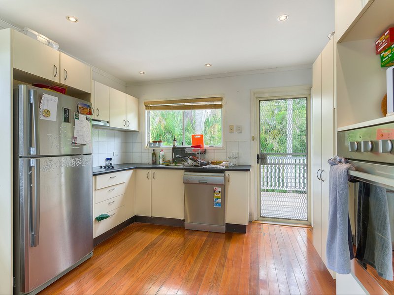 Photo - 181 Appleby Road, Stafford Heights QLD 4053 - Image 5