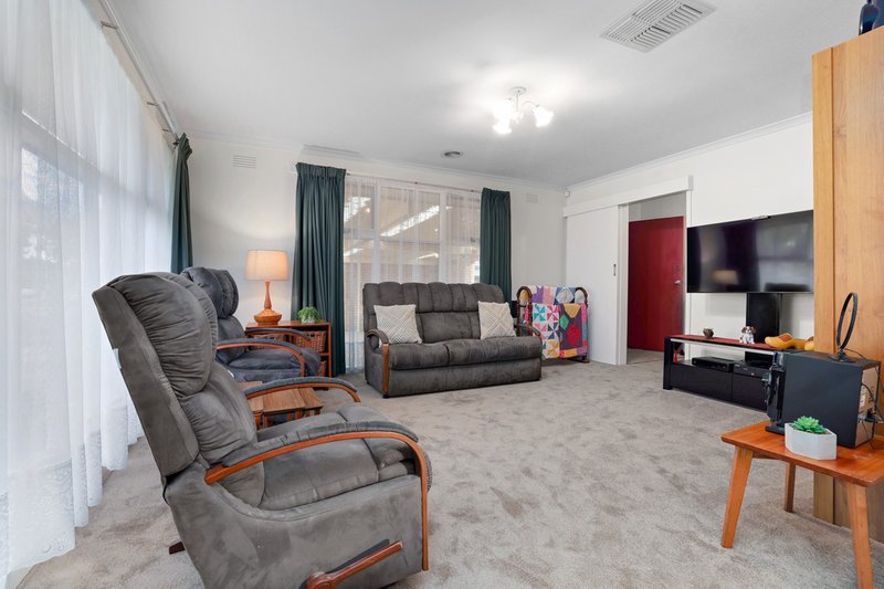 Photo - 181 Ballan Road, Wyndham Vale VIC 3024 - Image 5