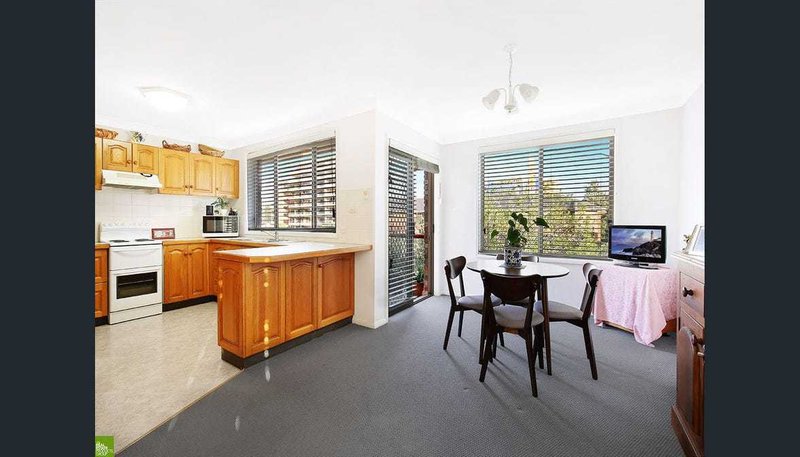 Photo - 18/1 Campbell Street, North Wollongong NSW 2500 - Image 3
