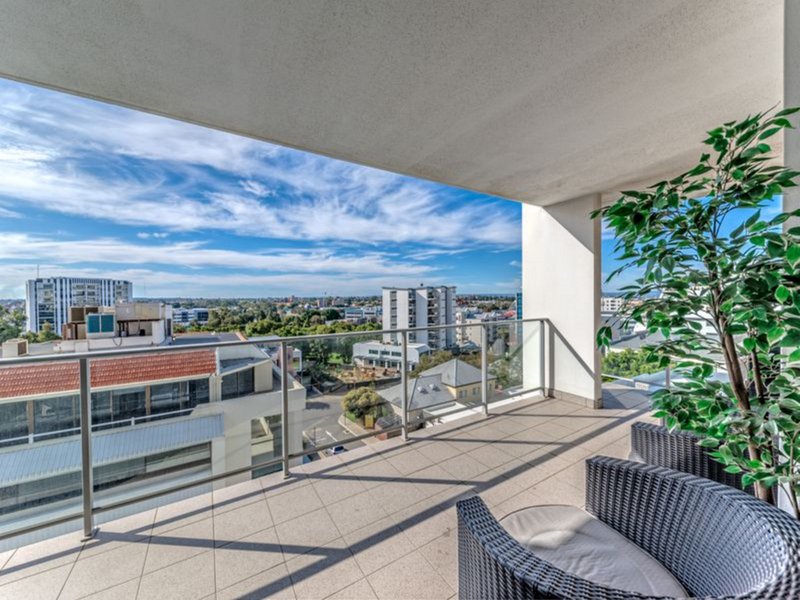 Photo - 18/1 Douro Place, West Perth WA 6005 - Image 2