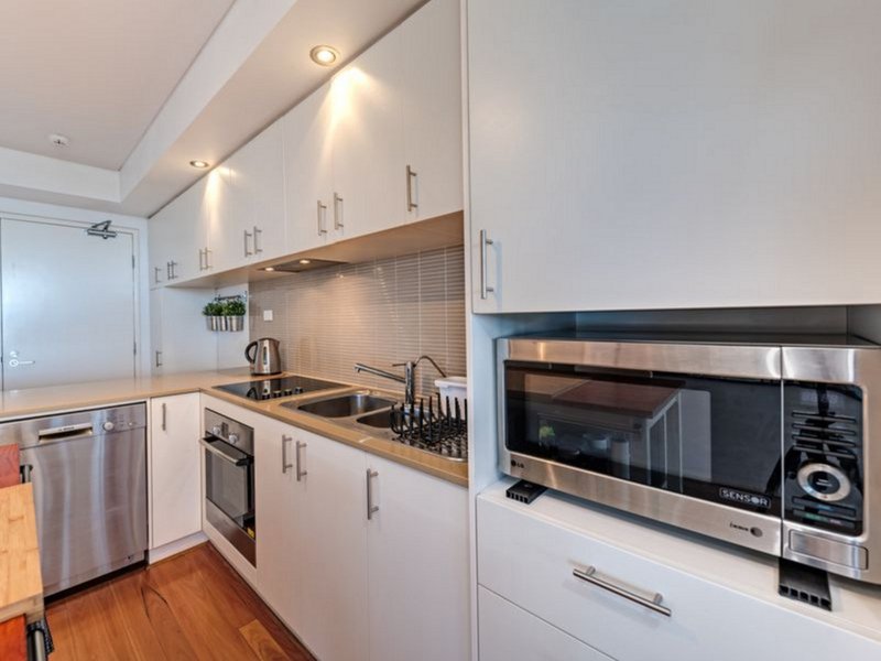 Photo - 18/1 Douro Place, West Perth WA 6005 - Image 7