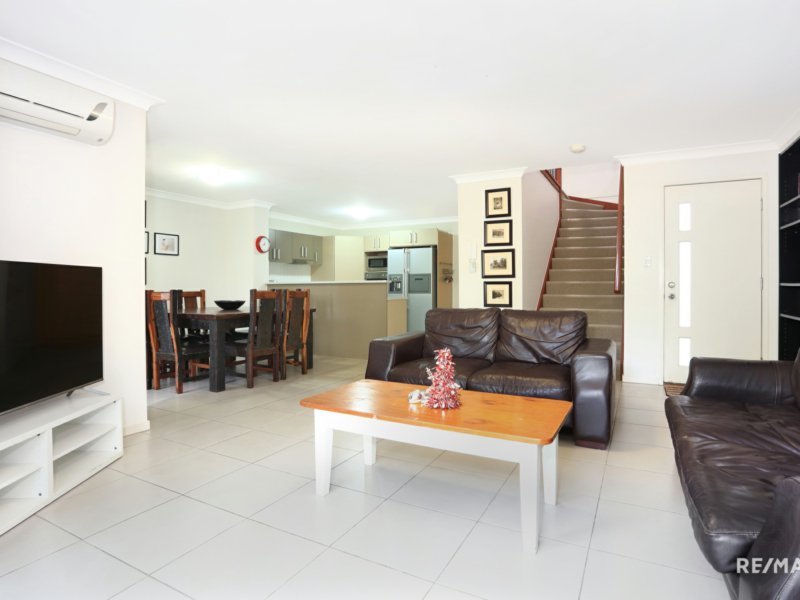 Photo - 181 Gemvale Rd , Mudgeeraba QLD 4213 - Image 4